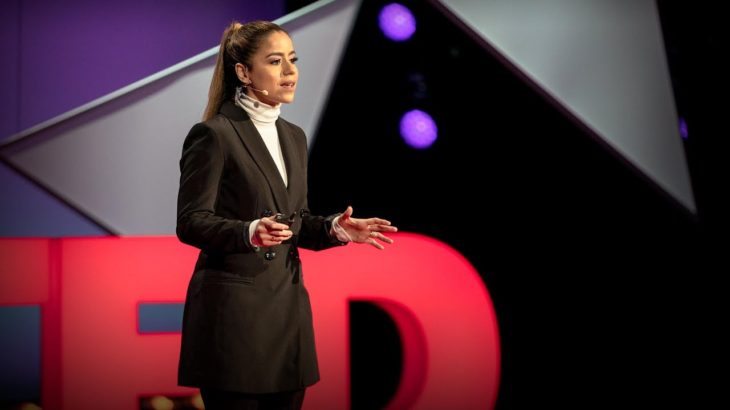 Simple, effective tech to connect communities in crisis | Johanna Figueira